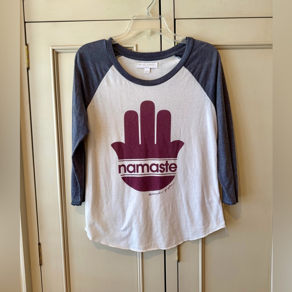 Spiritual Gangster Namaste Long sleeve top. Size Medium.🦋🦋